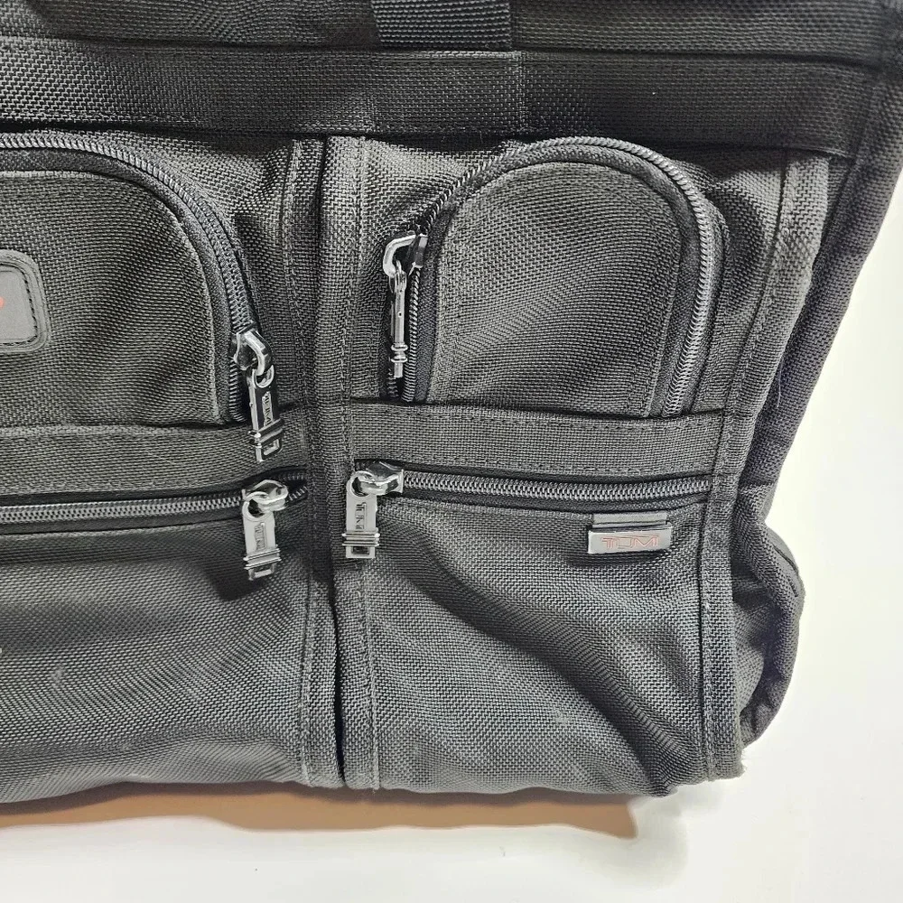 TUMI Alpha Deluxe Wheel Rolling Expandable Laptop Briefcase Carry On Bag‎